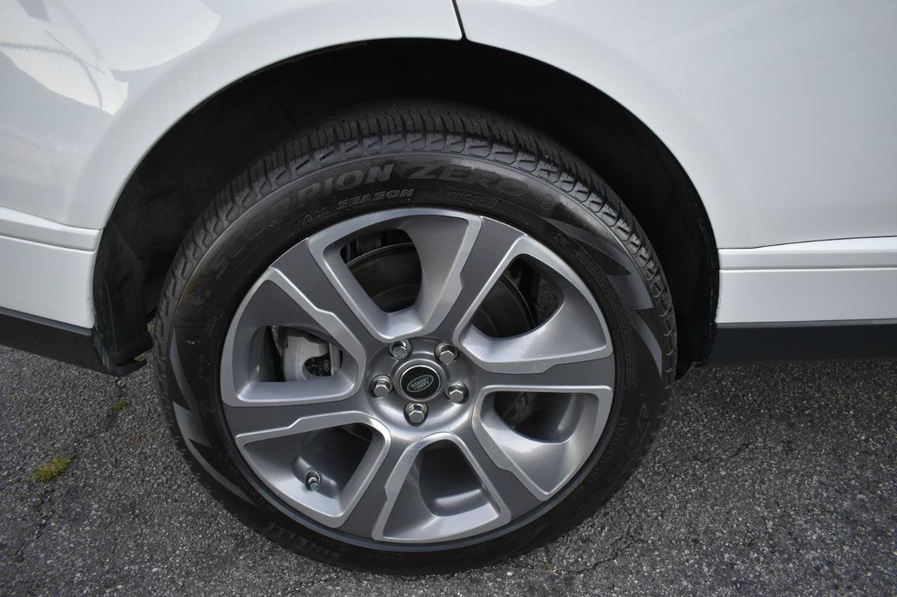 Used 2019 Land Rover Range Rover Supercharged AWD/4WD image 35