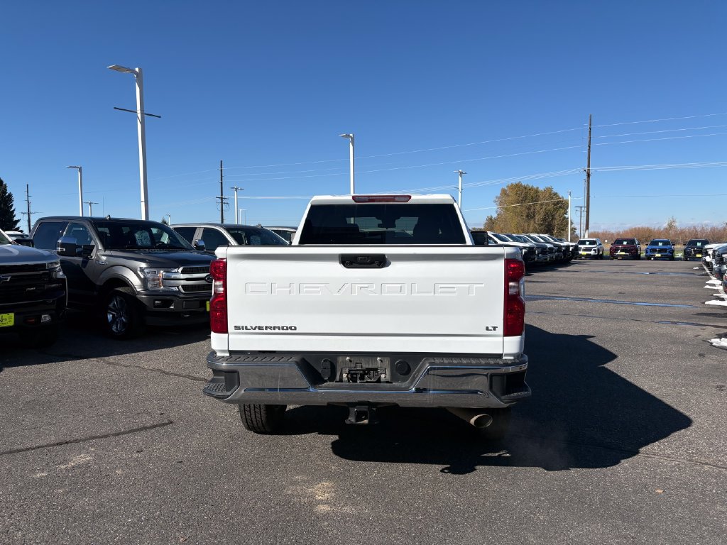 Used 2025 Chevrolet Silverado 2500 LT w/ Convenience Package AWD/4WD image 3