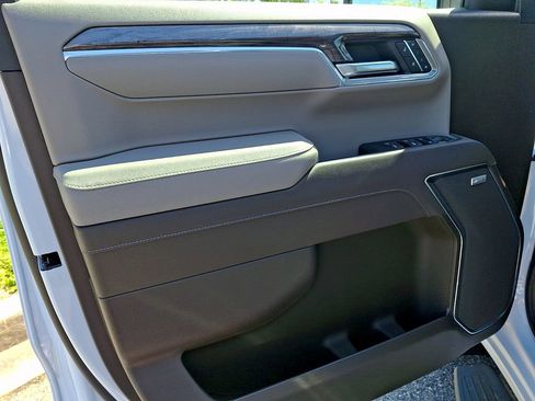 New 2026 Chevrolet Silverado 1500 LTZ AWD/4WD image 8