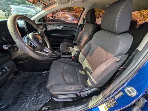 Used 2019 Kia Forte LXS image 15
