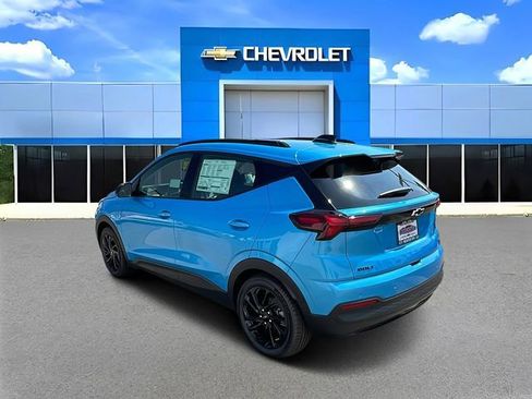 New 2027 Chevrolet Bolt RS w/ Technology Package FWD image 5