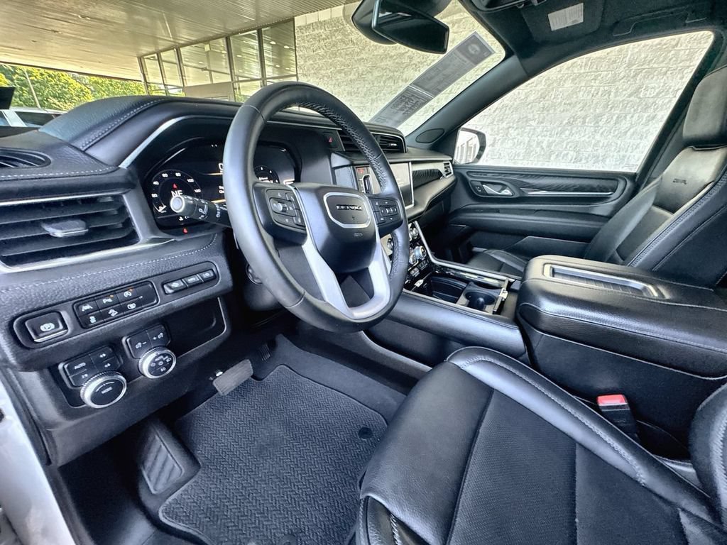 Certified 2024 GMC Yukon XL Denali AWD/4WD image 10
