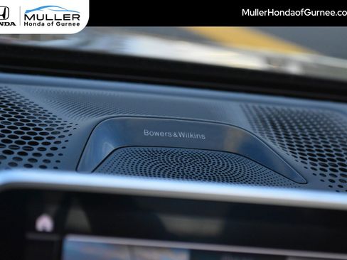 Used 2020 BMW 750i xDrive w/ Executive Package image 35