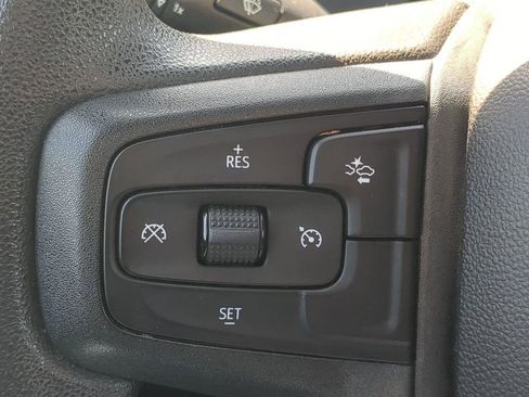 Used 2022 Chevrolet Silverado 1500 Custom image 24