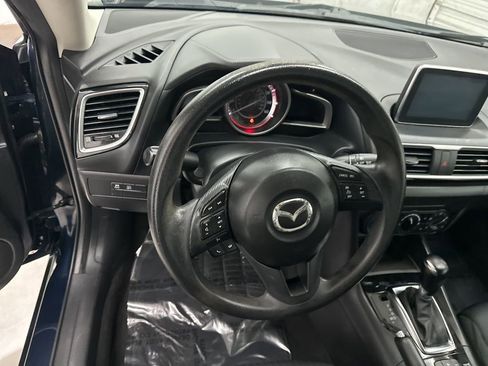 Used 2015 MAZDA MAZDA3 i Sport image 10