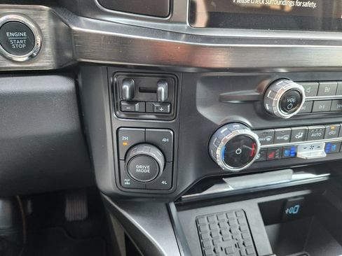 Used 2023 Ford F250 Lariat AWD/4WD image 33