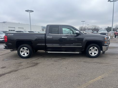 Used 2015 Chevrolet Silverado 1500 LTZ Z71 w/ LTZ Plus Package image 9