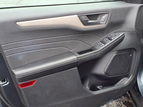 Certified 2022 Ford Escape SE w/ Convenience Package image 5