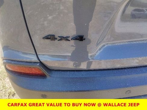 Used 2023 Jeep Cherokee Altitude Lux w/ Lux Elite Package AWD/4WD image 9