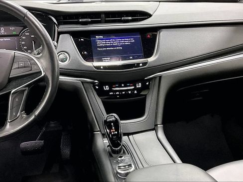 Used 2023 Cadillac XT5 Premium Luxury FWD image 7