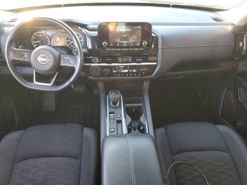 Used 2022 Nissan Pathfinder SV w/ SV Premium Package image 24