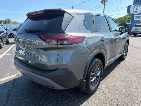 Used 2023 Nissan Rogue S AWD/4WD image 7