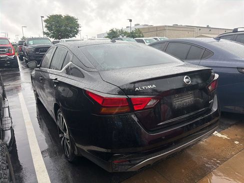 Used 2020 Nissan Altima 2.5 SR w/ Premium Package AWD/4WD image 4