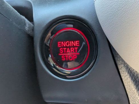 Used 2023 Honda HR-V LX image 20