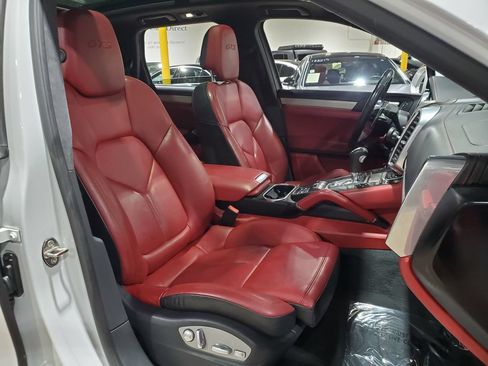 Used 2016 Porsche Cayenne GTS AWD/4WD image 14