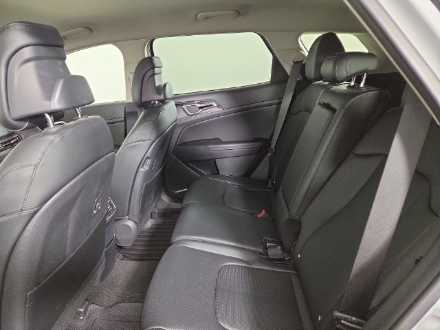 Certified 2026 Kia Sportage EX FWD image 15