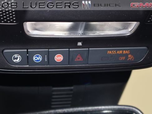 Certified 2025 Buick Enclave Sport Touring image 26