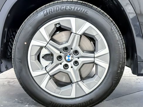 New 2026 BMW X1 xDrive28i AWD/4WD image 25