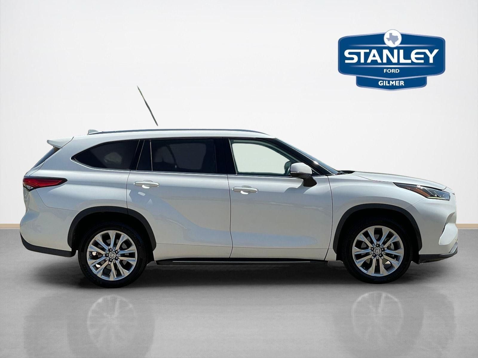 Used 2020 Toyota Highlander Limited FWD image 9