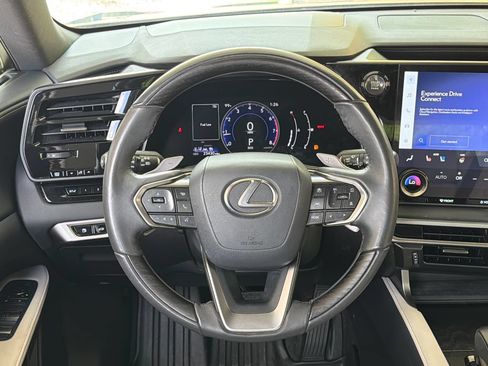 Used 2024 Lexus RX 350 Premium w/ Accessory Package (K3) AWD/4WD image 4