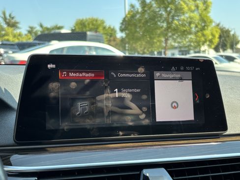 Used 2019 BMW 540i xDrive w/ Convenience Package AWD/4WD image 23