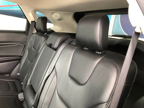 Used 2020 Ford Edge Titanium w/ Class II Trailer Tow Package image 13