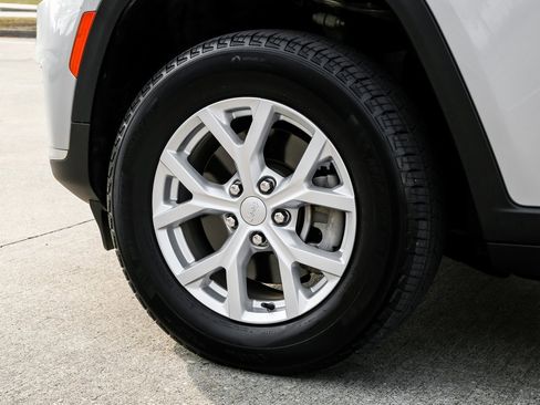 Used 2023 Jeep Grand Cherokee L Limited image 68