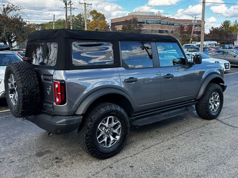 Used 2025 Ford Bronco Badlands image 11