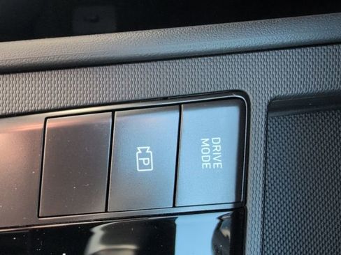 New 2026 Hyundai Elantra Sport image 17