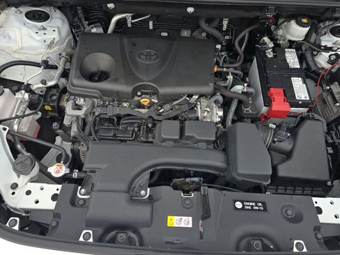 Used 2022 Toyota RAV4 LE image 27