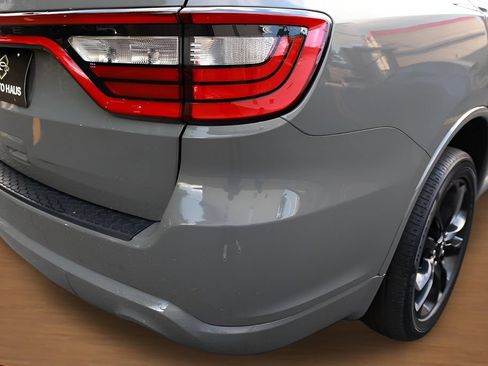 Used 2022 Dodge Durango SXT w/ Blacktop Package AWD/4WD image 10