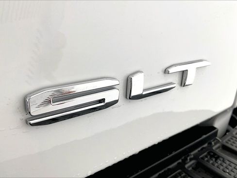 New 2026 GMC Sierra 1500 SLT w/ SLT Premium Plus Package image 17