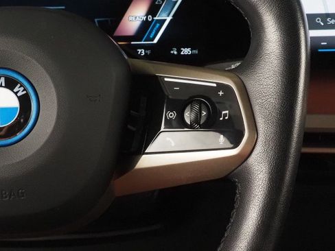 Used 2024 BMW iX xDrive50 w/ Sport Package image 26