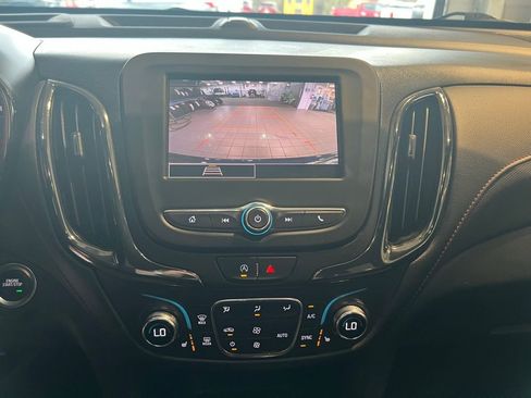 Used 2022 Chevrolet Equinox RS AWD/4WD image 32