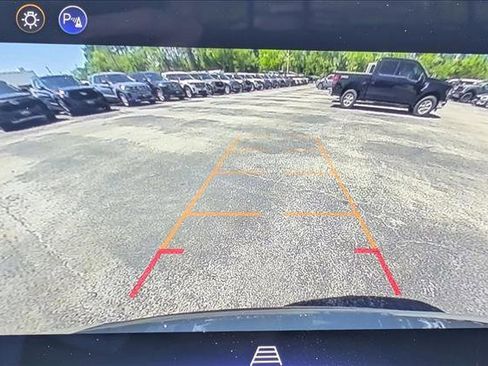 Used 2025 Chevrolet Equinox ACTIV AWD/4WD image 14