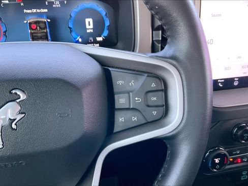 Certified 2025 Ford Bronco Outer Banks w/ Sasquatch Package image 25