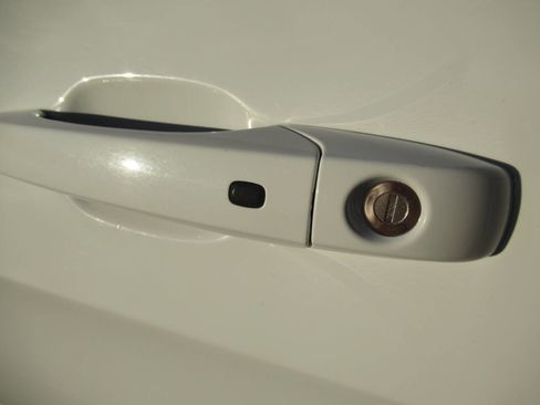 Used 2020 Jeep Grand Cherokee Altitude image 14