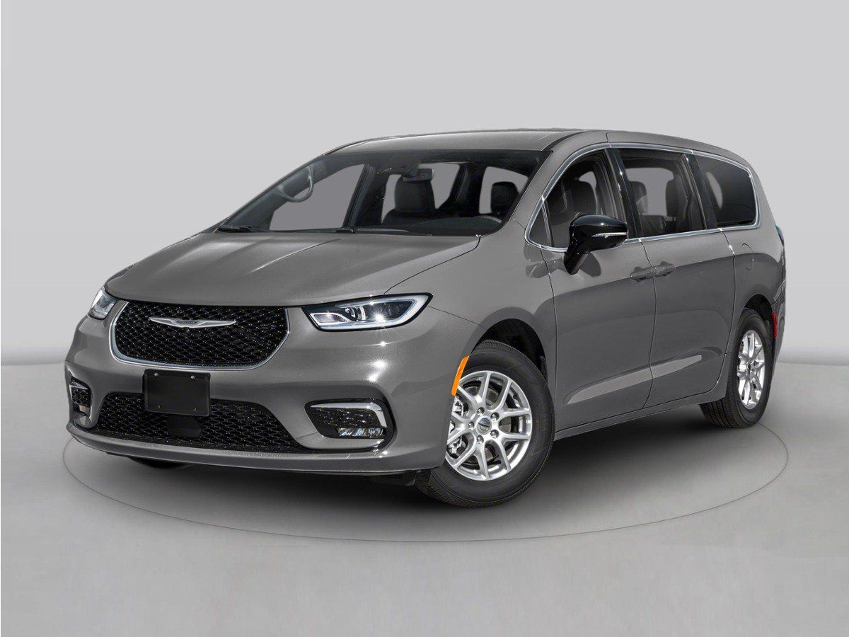 Used 2025 Chrysler Pacifica Limited FWD image 1