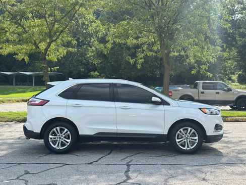 Used 2019 Ford Edge SEL w/ Equipment Group 201A AWD/4WD image 6