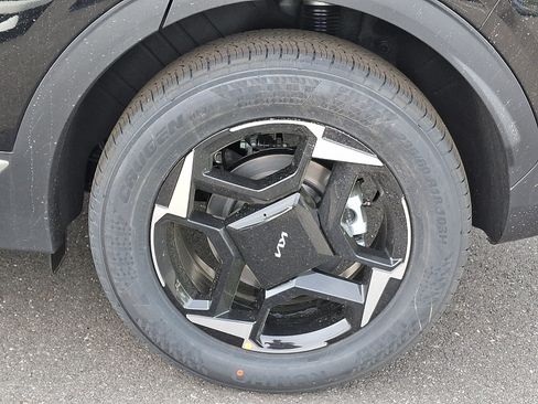 New 2026 Kia Sportage EX AWD/4WD image 4