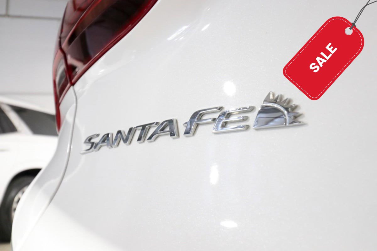 Used 2022 Hyundai Santa Fe Limited AWD/4WD image 42