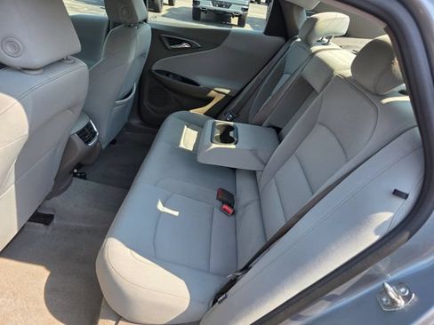 Used 2023 Chevrolet Malibu LT FWD image 18