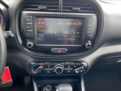 Used 2023 Kia Soul LX w/ LX Technology Package FWD image 30
