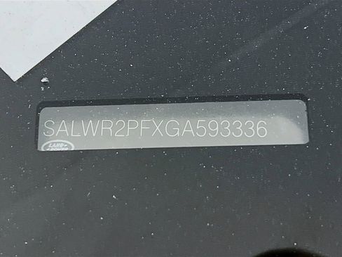 Used 2016 Land Rover Range Rover Sport HSE image 30