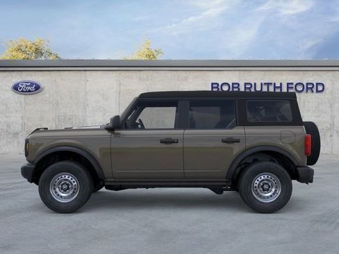 New 2025 Ford Bronco 4-Door AWD/4WD image 4