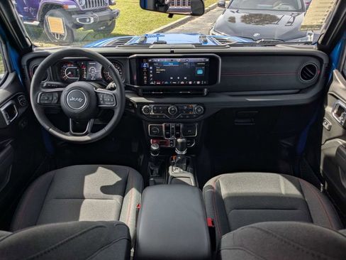 Used 2026 Jeep Wrangler Unlimited Rubicon w/ Safety Group AWD/4WD image 15