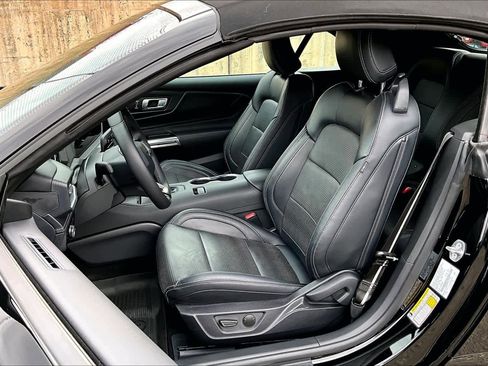 Certified 2025 Ford Mustang Premium image 8