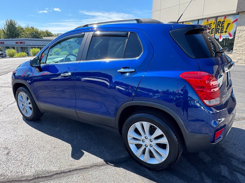 Used 2017 Chevrolet Trax Premier w/ Driver Confidence II Package AWD/4WD image 7