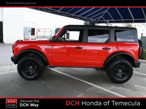 Used 2022 Ford Bronco Wildtrak image 4