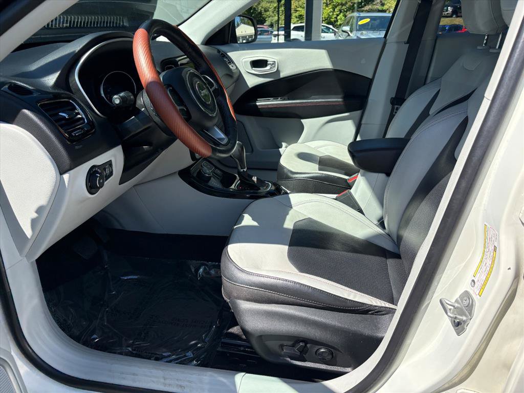 Used 2019 Jeep Compass Limited AWD/4WD image 15